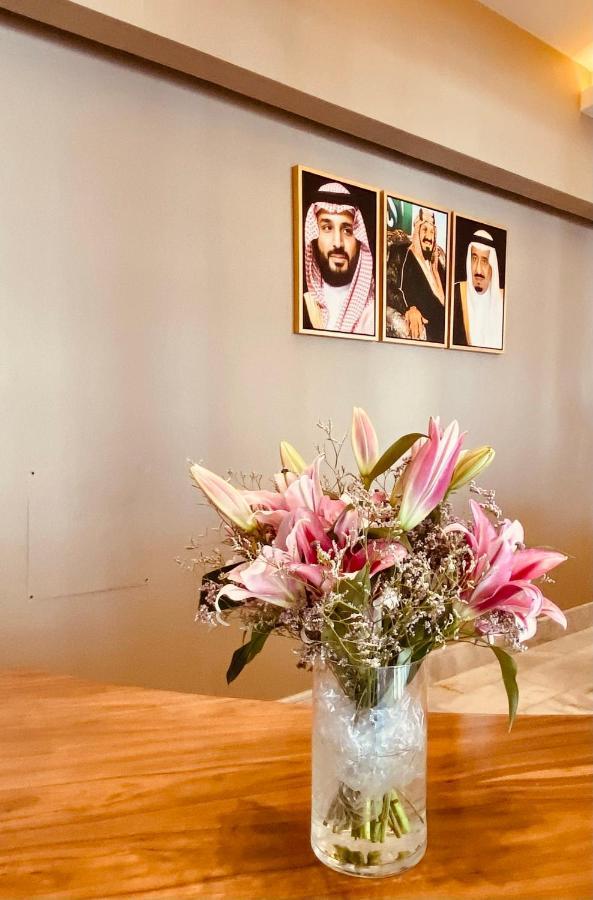 Hdb Hotel Sahafa فندق هدب الصحافه Riadh Exterior foto